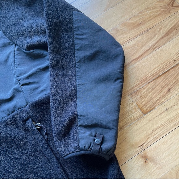 North Face Denali Jacket - Picture 8 of 12